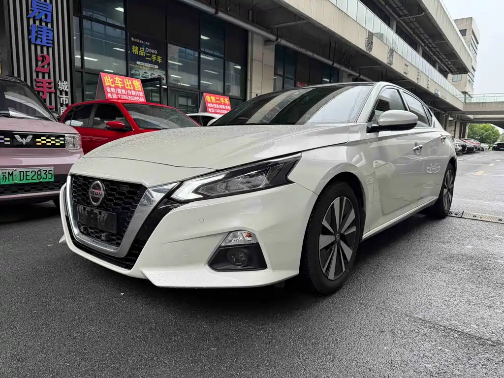 Nissan Teana 2021 — фото 1