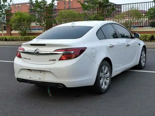 Buick Regal 2016
