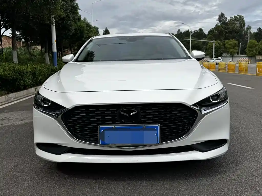 Mazda 3 Axela 2021