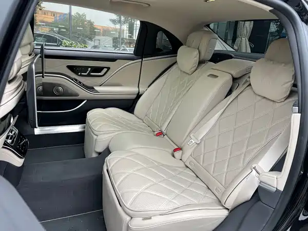 Mercedes-Benz Maybach S-Class 2023