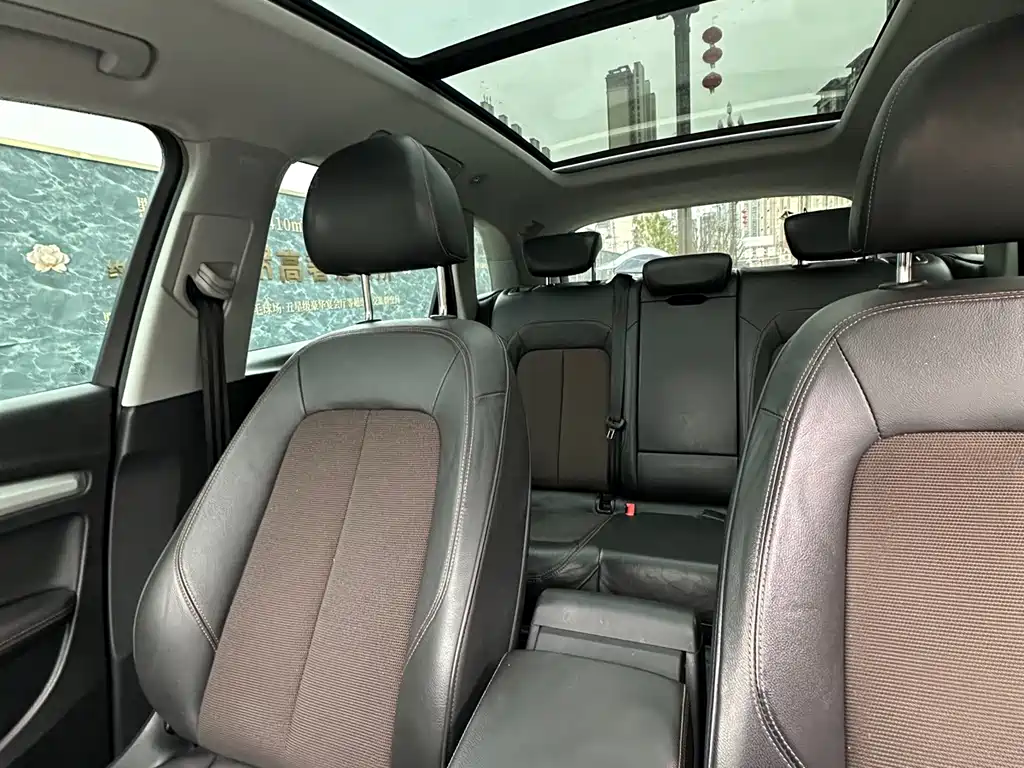 Audi Q5L 2018 — фото 14