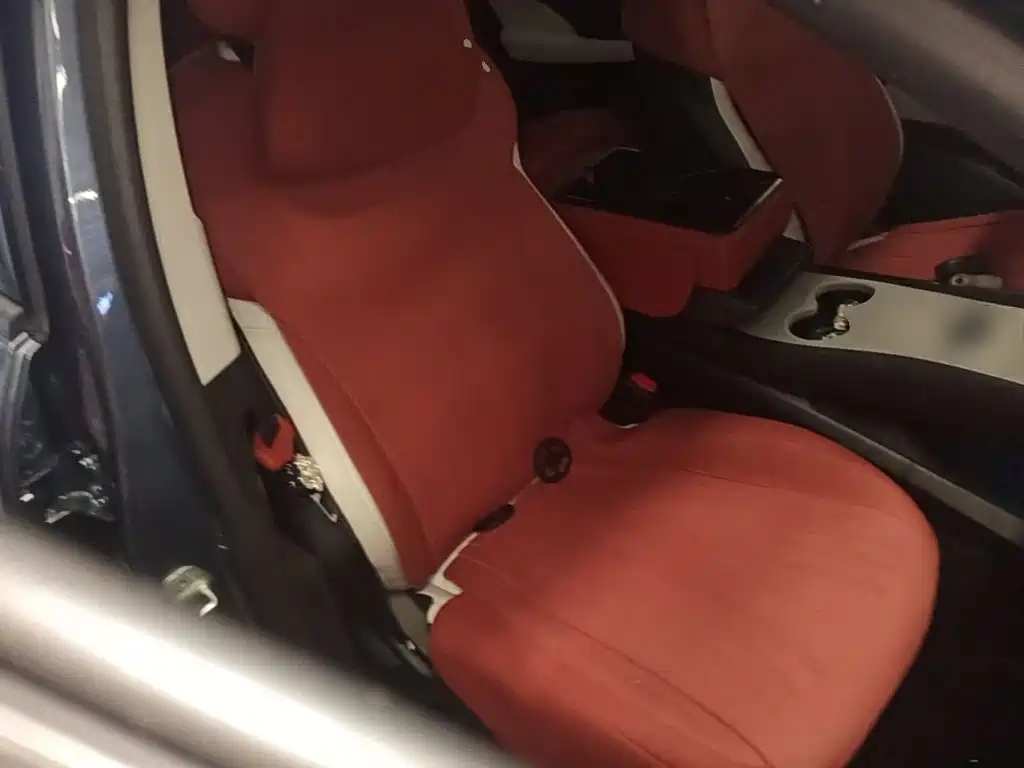 BYD Seal 05 DM-i 2025 — фото 25