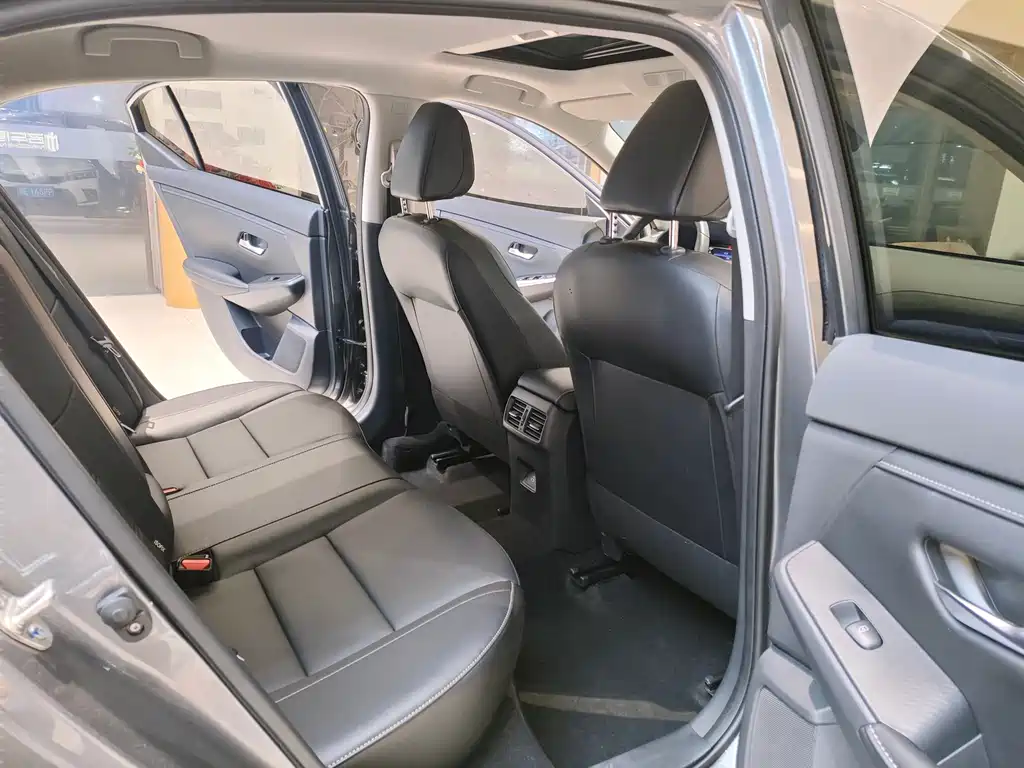 Nissan Sylphy 2025 — фото 12