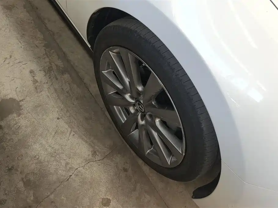 Mazda 3 Axela 2021