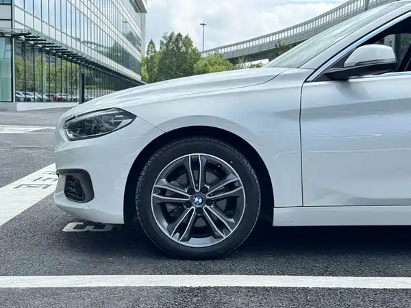 BMW 1 Series 2019