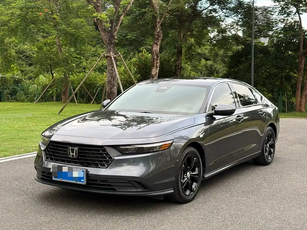 Honda Accord 2023 — фото 1