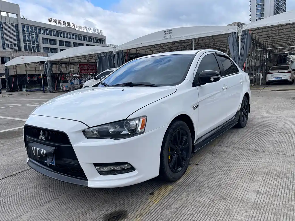 Mitsubishi Lancer EX 2014 — фото 1