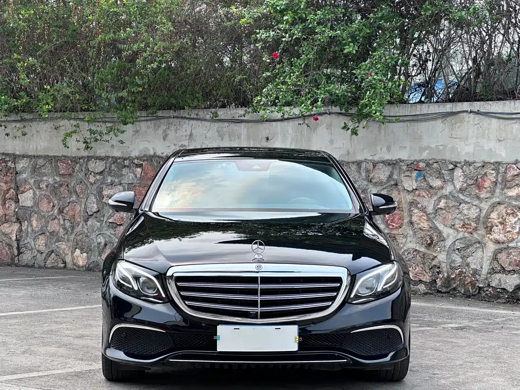 Mercedes-Benz E-Class 2018 — фото 2