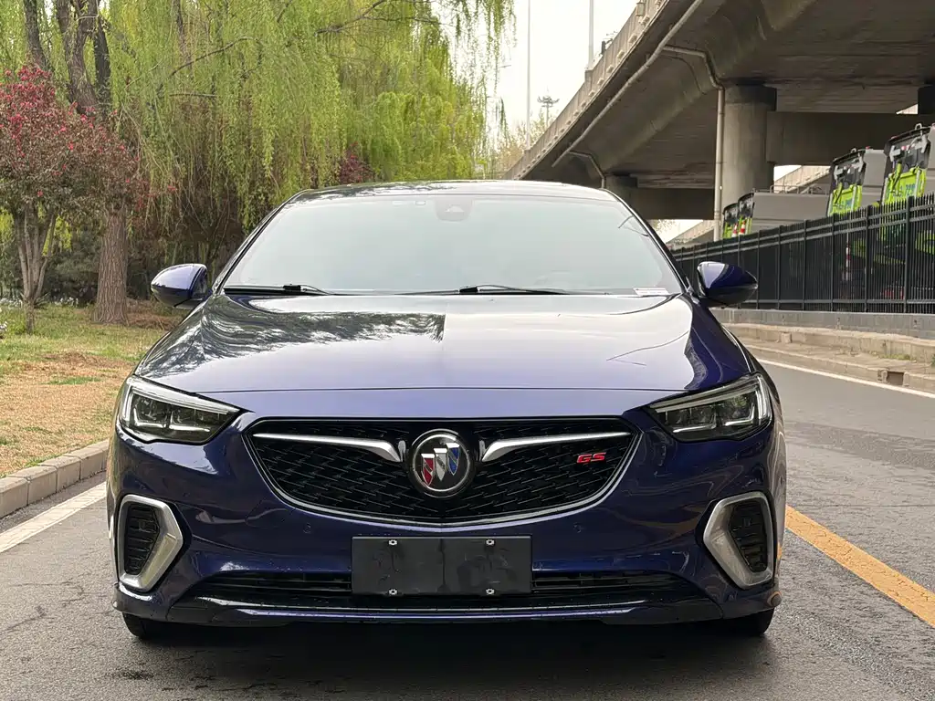 Buick Regal 2017 — фото 2