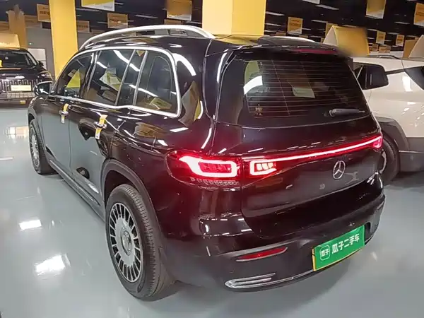 Mercedes-Benz EQB 2023