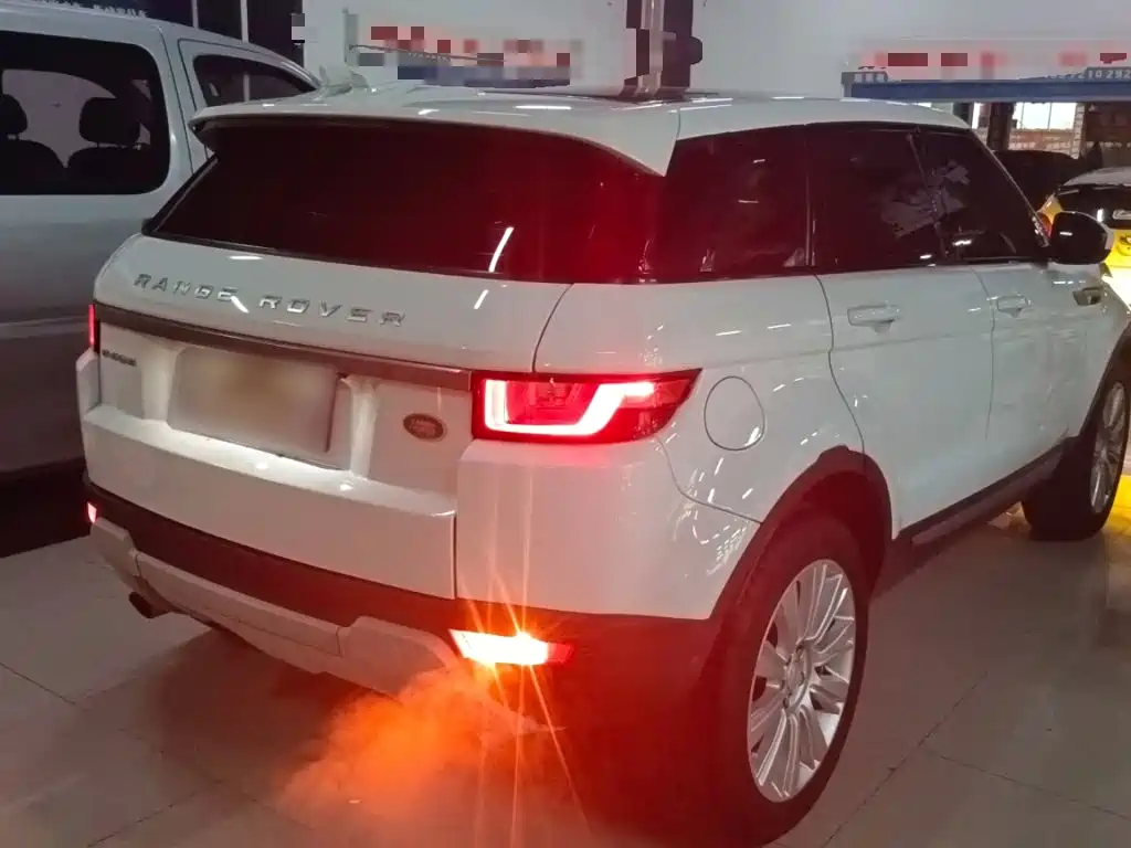 Land Rover Evoque 2018 — фото 5
