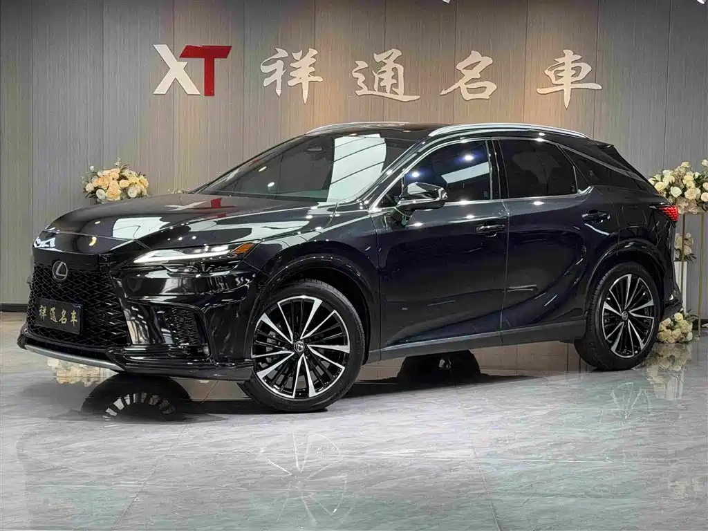 Lexus RX 2023