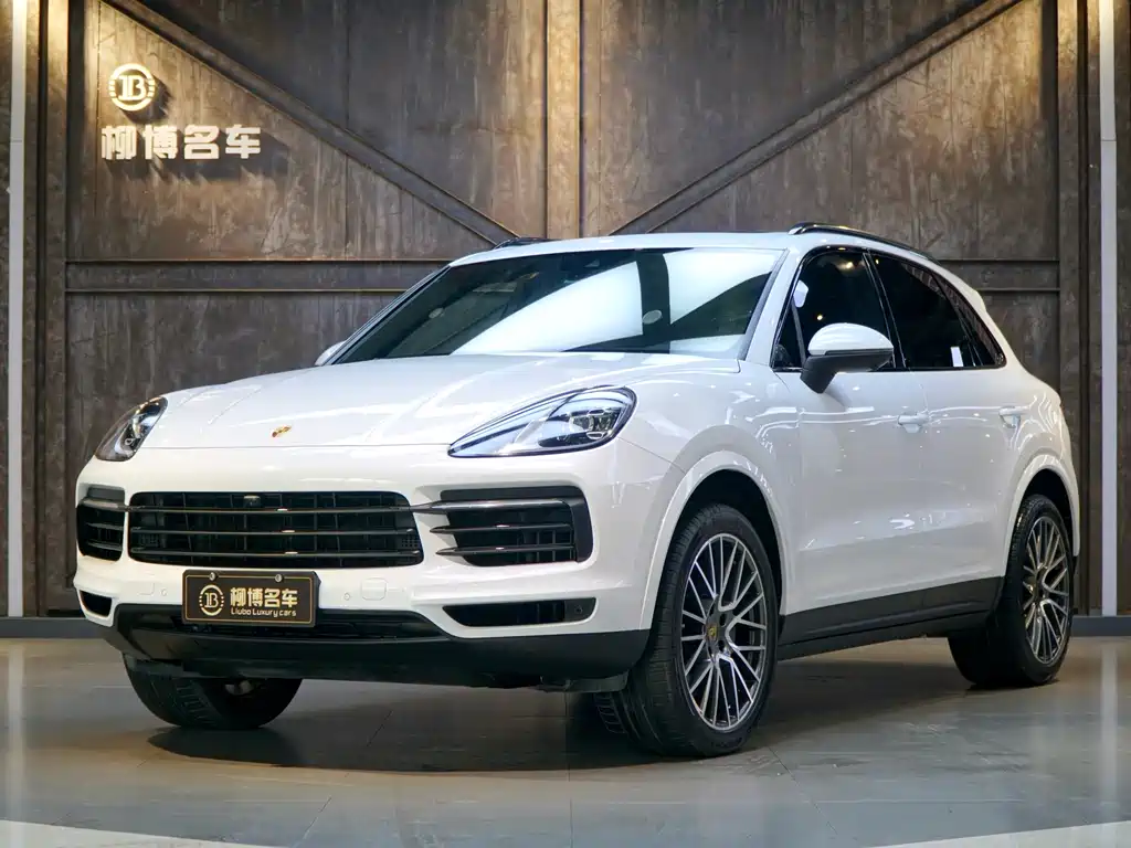 Porsche Cayenne 2019 — фото 1