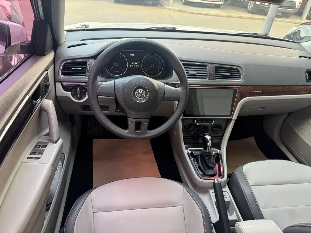 Volkswagen Gran Lavida 2016 — фото 10