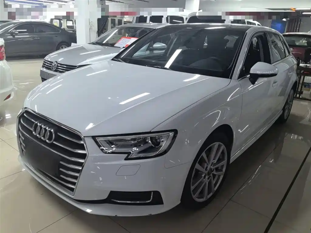Audi A3 2021 — фото 2