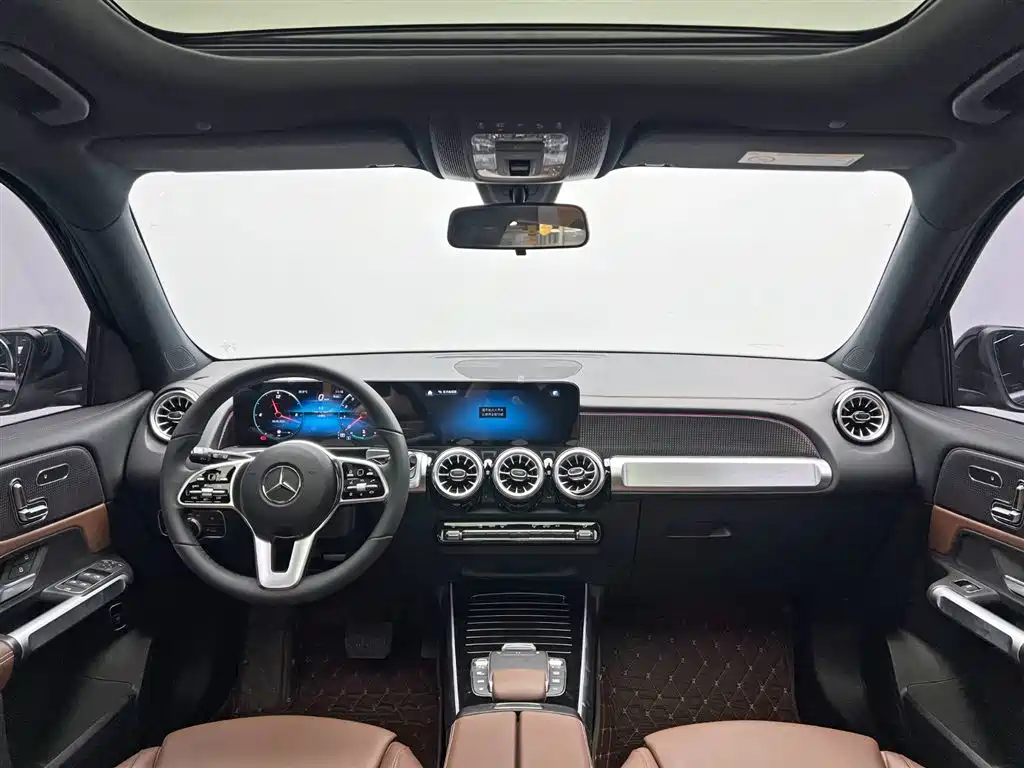 Mercedes-Benz GLB 2023 — фото 25