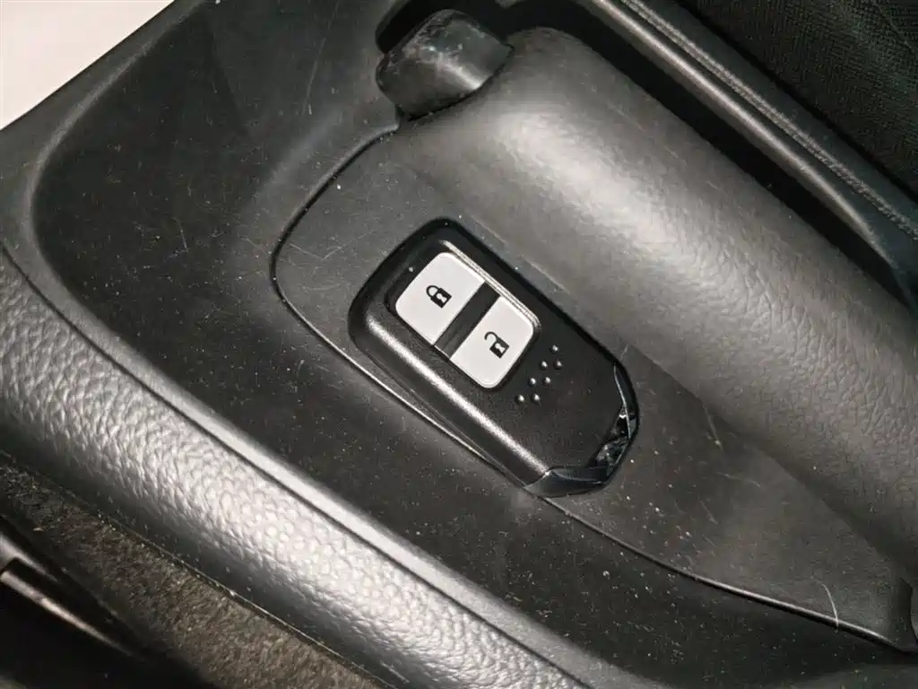 Honda Fit 2023 — фото 9