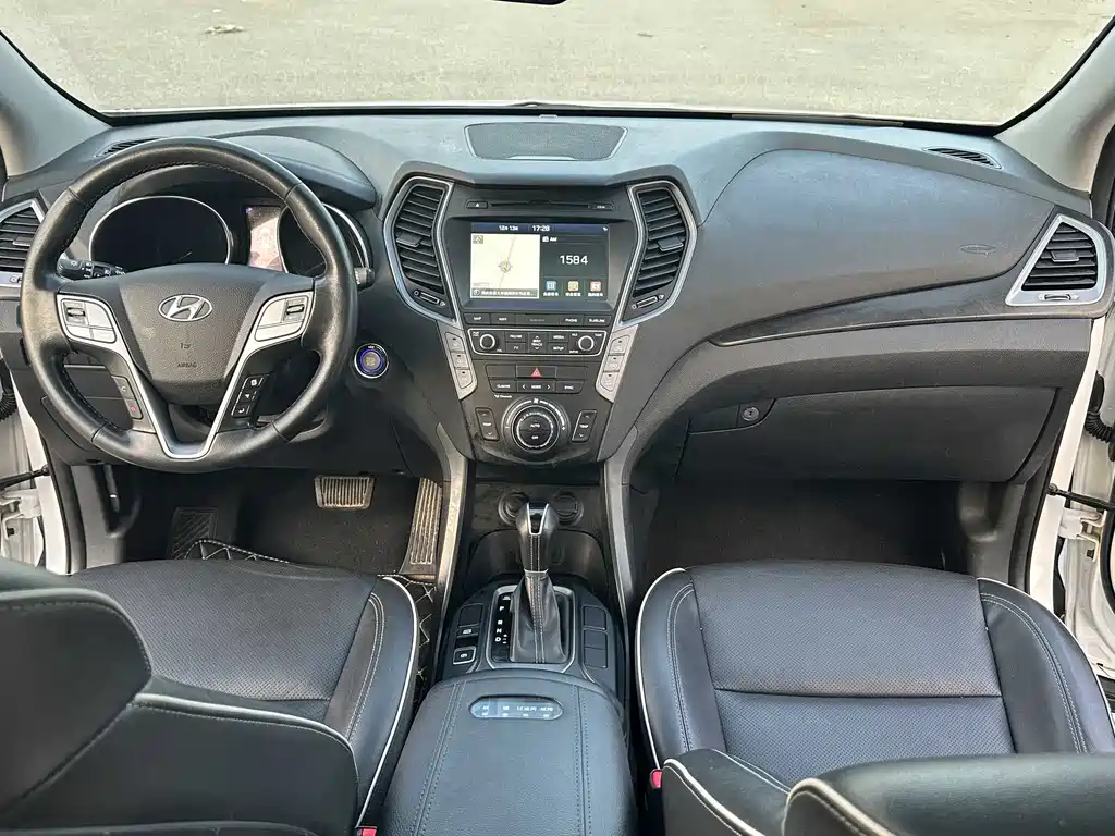 Hyundai Santa Fe 2017 — фото 5