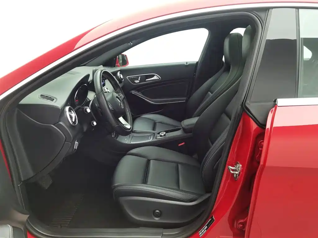 Mercedes-Benz CLA 2018 — фото 10