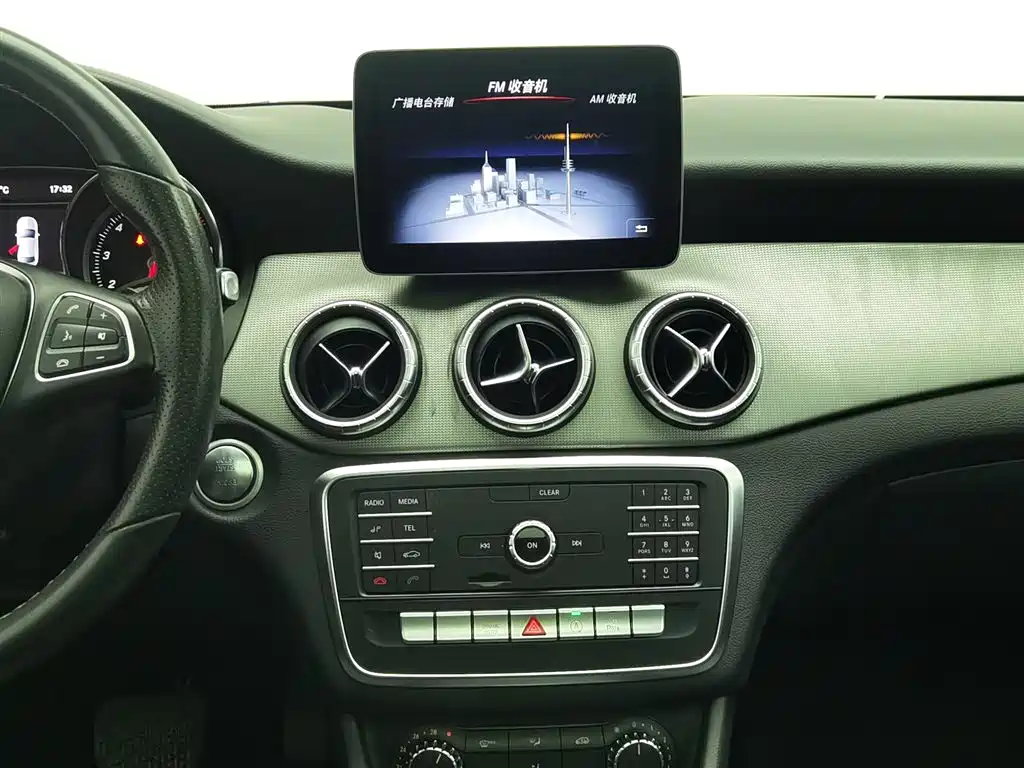 Mercedes-Benz CLA 2018 — фото 12