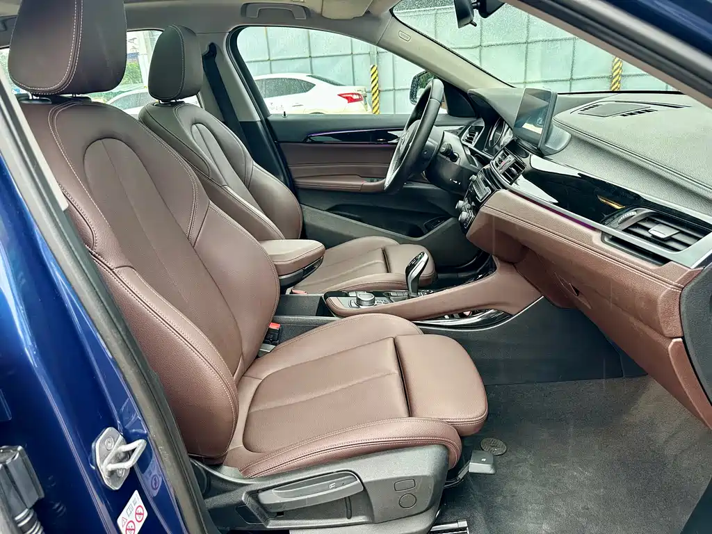 BMW X2 2022 — фото 12