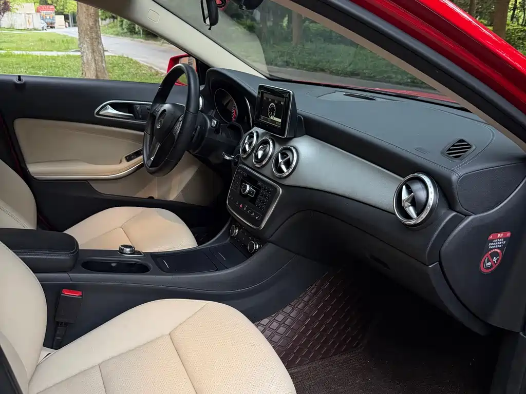 Mercedes-Benz GLA 2016 — фото 5