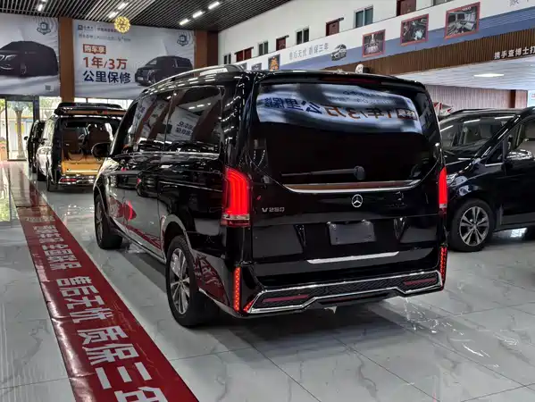 Mercedes-Benz V-Class 2021