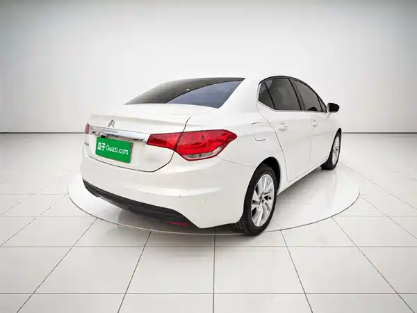 Citroën C4L 2014