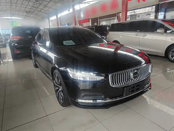 Volvo S90 2024