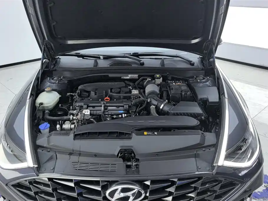 Hyundai Sonata 2021 — фото 10