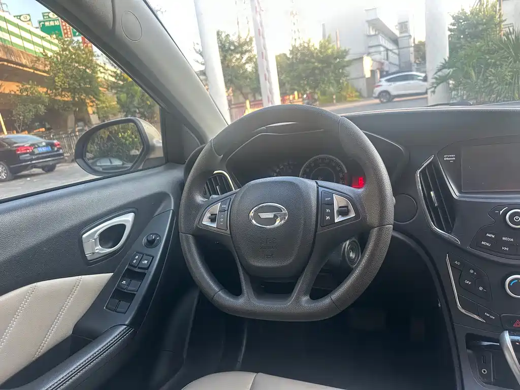 GAC Motor Trumpchi GA3S 2015 — фото 19