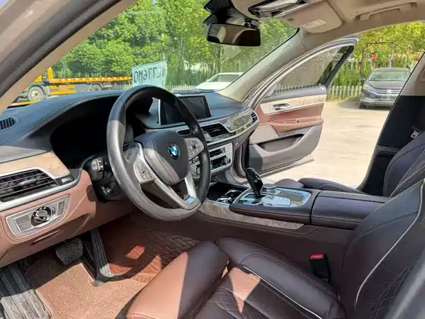 BMW 7 Series 2020