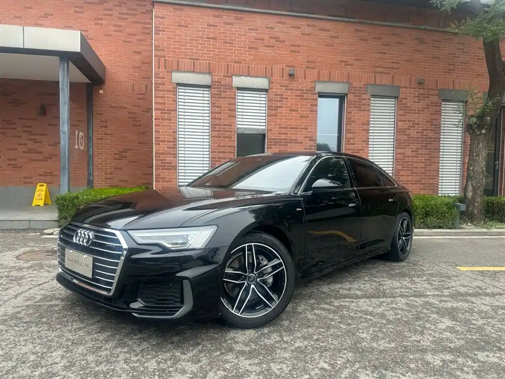 Audi A6L 2020 — фото 1