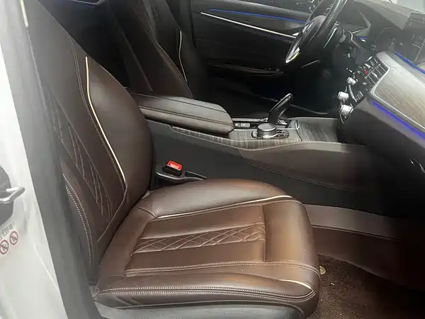 BMW 5 Series 2020