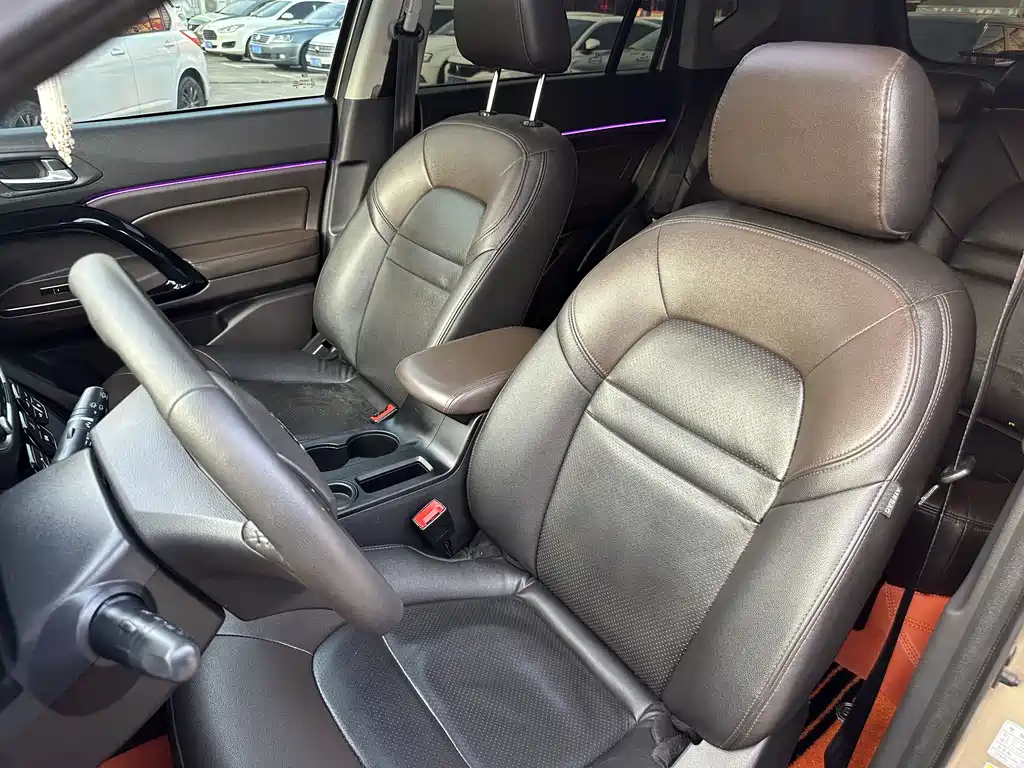 GAC Motor Trumpchi GS4 2016 — фото 11