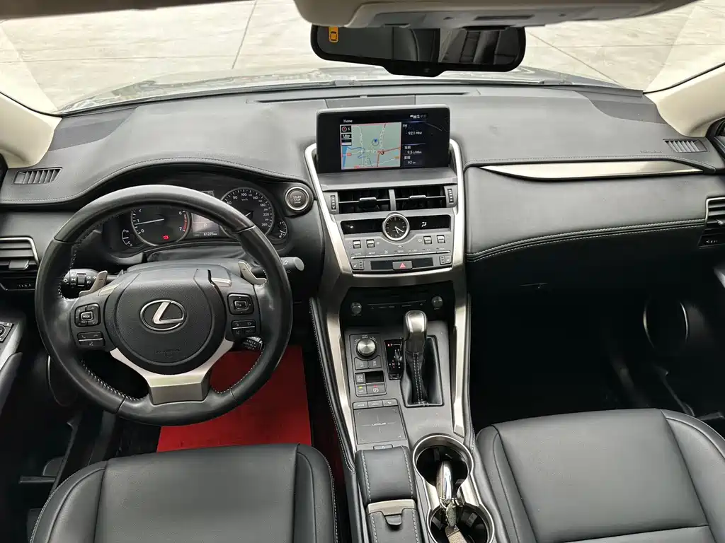 Lexus NX 2021 — фото 12