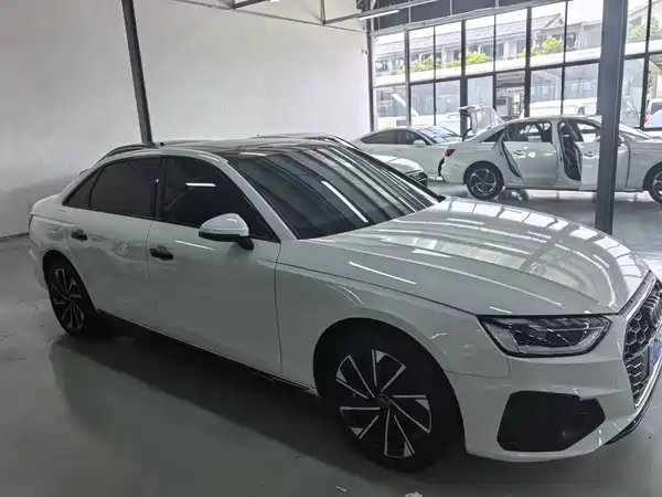 Audi A4L 2024