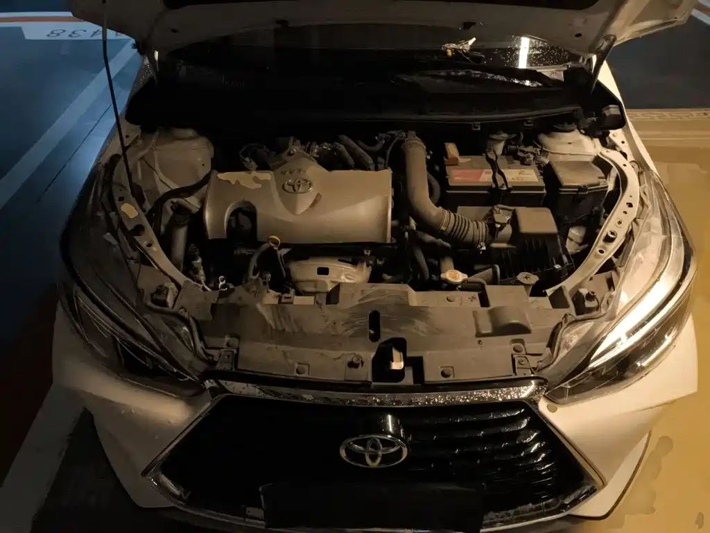 Toyota Yaris L 2020 — фото 11
