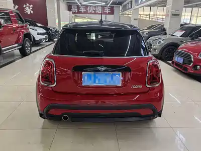 MINI MINI 2022