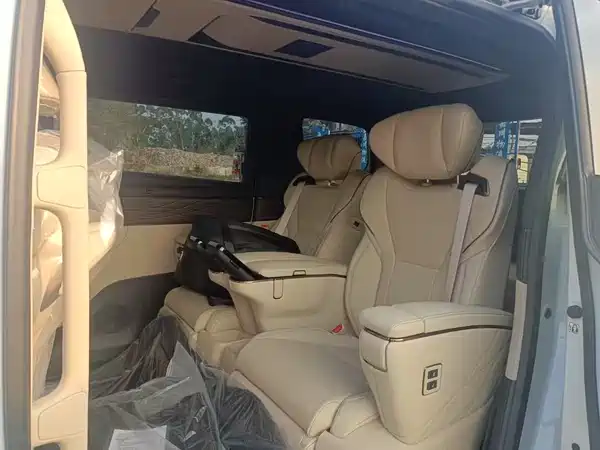 Toyota Alphard 2025