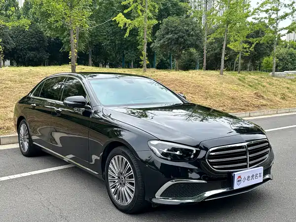 Mercedes-Benz E-Class 2023