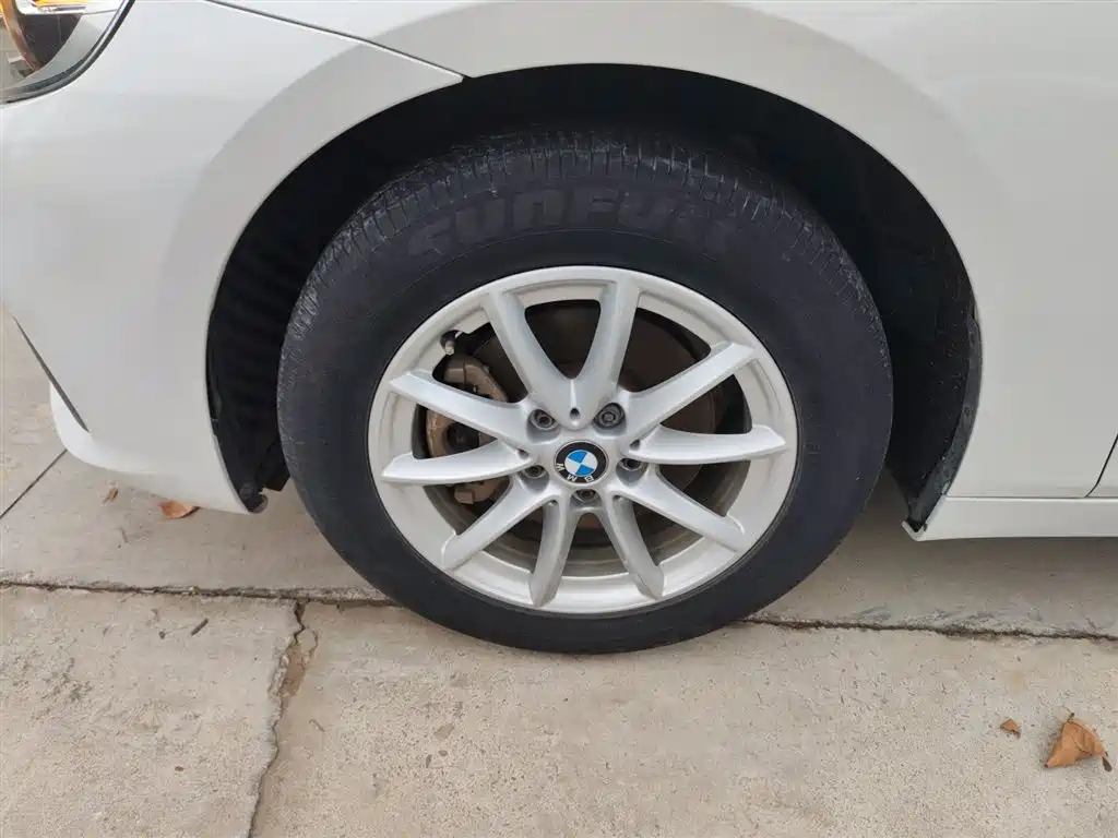 BMW 2 Series Active Tourer 2018 — фото 25