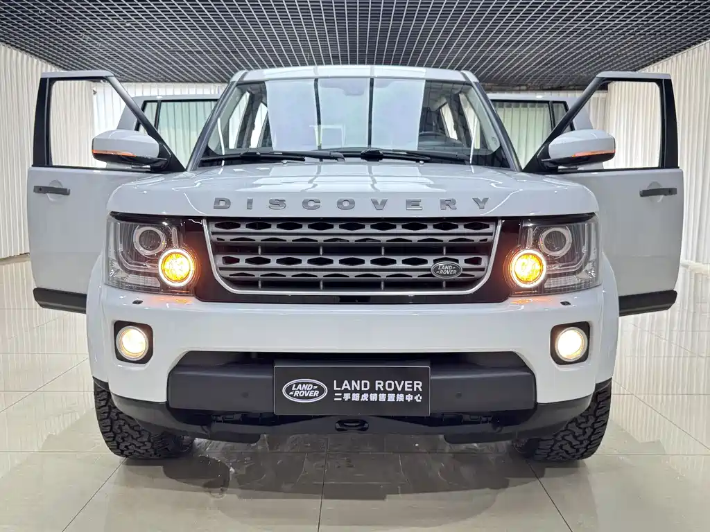 Land Rover Discovery 2016 — фото 2