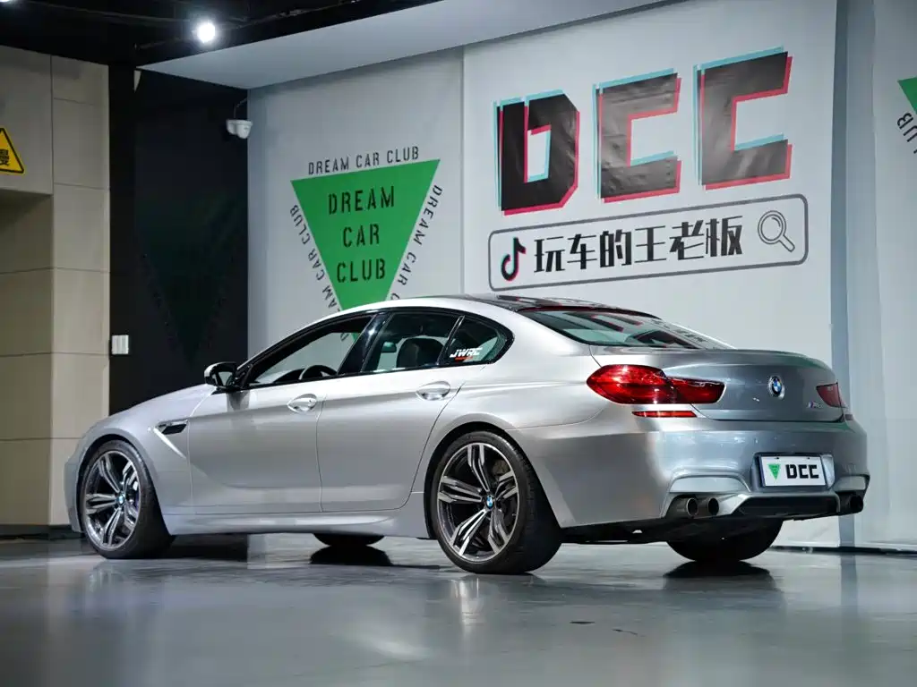 BMW M6 2015 — фото 49