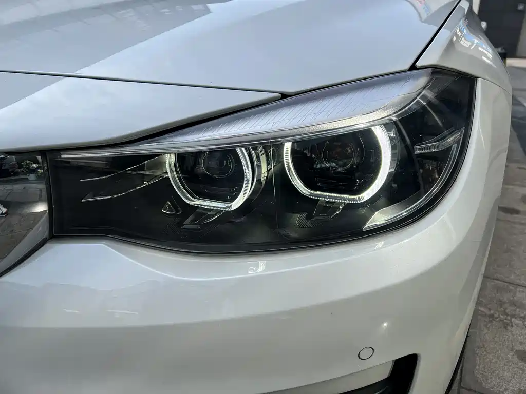 BMW 3 Series GT 2018 — фото 16