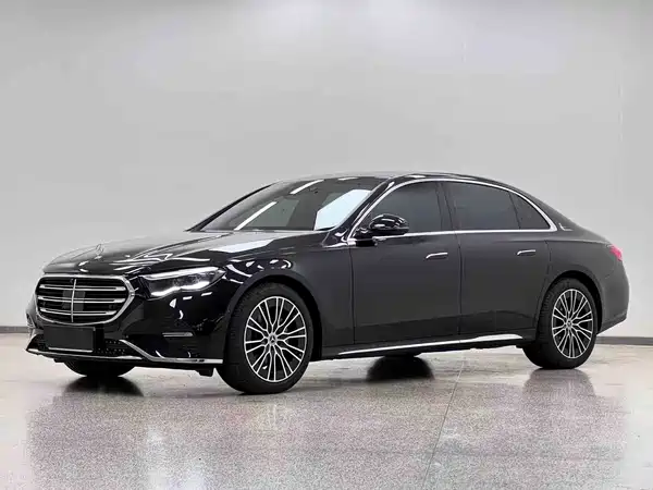 Mercedes-Benz E-Class 2024