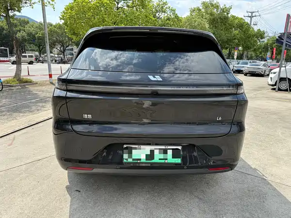 Li Auto L6 2024