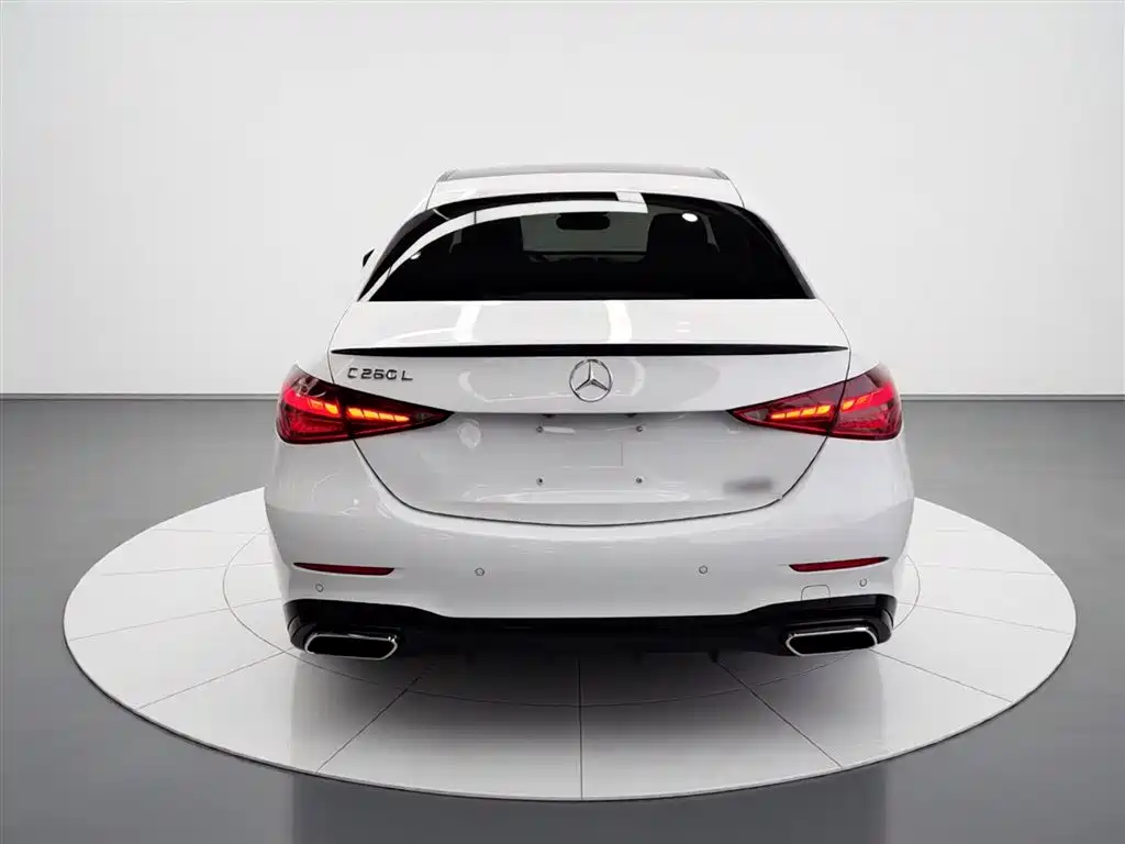 Mercedes-Benz C-Class 2023 — фото 6