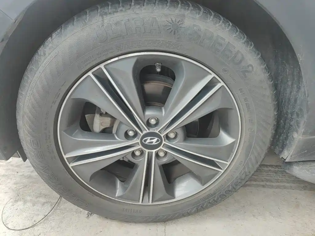 Hyundai ix25 2015 — фото 23