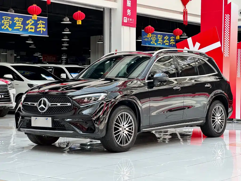 Mercedes-Benz GLC 2023 — фото 1